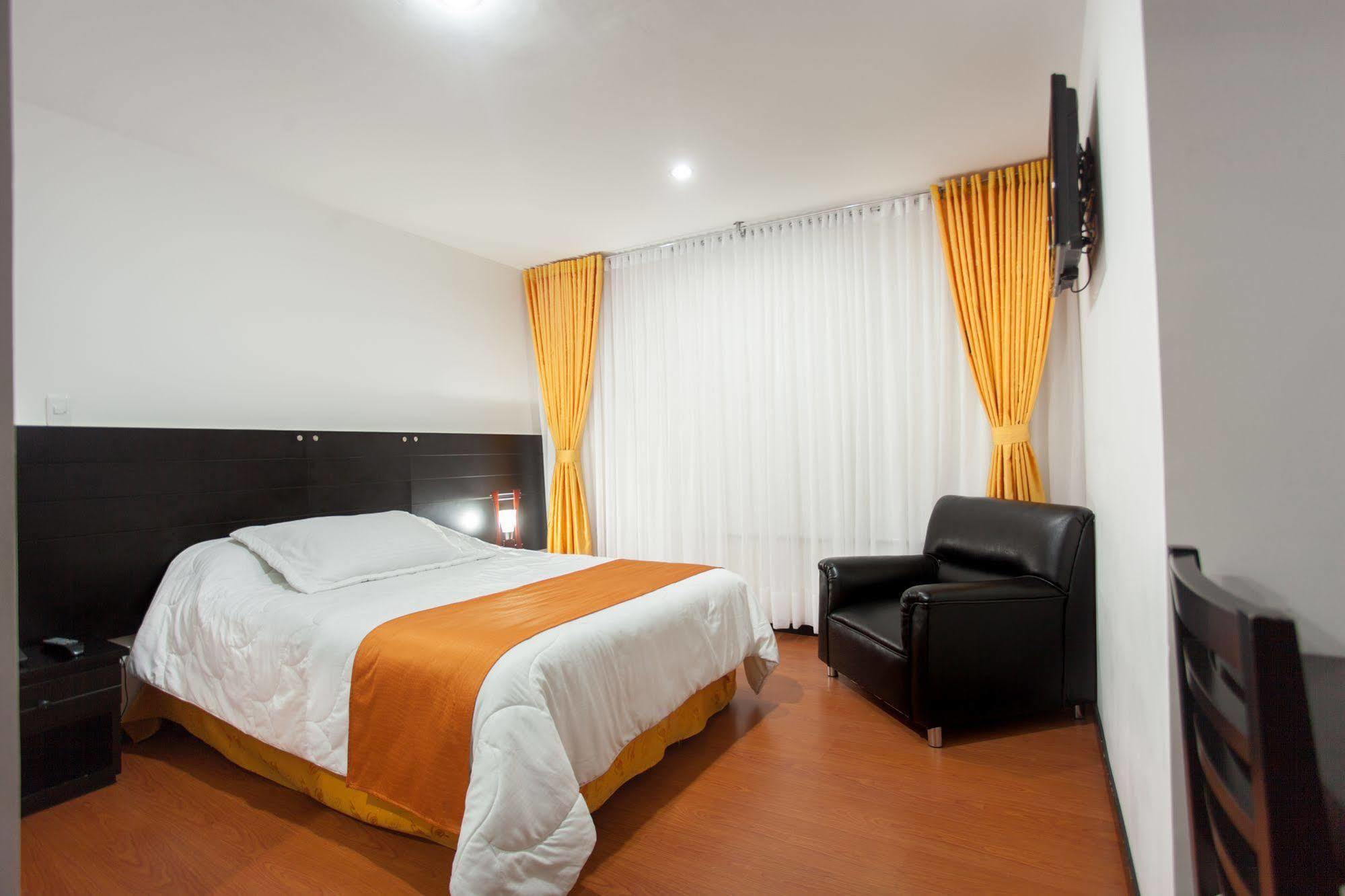 Hotel Palermo Suite Pasto Bagian luar foto